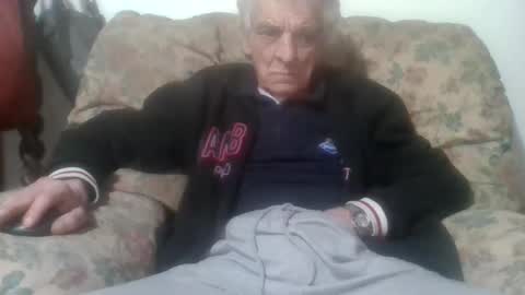 Snapshot of elmo191271 chatting on October 13, 2025, 4:23 am elmo191271 online show from October 13, 2025, 4:23 am