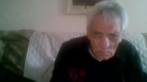 elmo191271 online show from April 5, 2026, 9:28 am