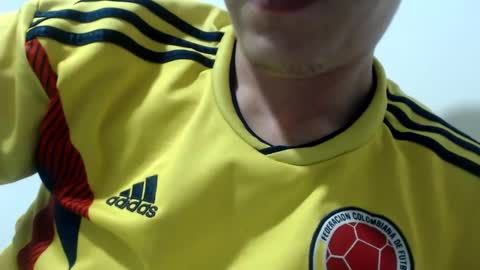 Snapshot of elmono33 chatting on October 1, 2025, 6:41 am elmono33 online show from October 1, 2025, 6:41 am