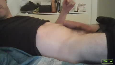Snapshot of elmoro101 chatting on May 6, 2026, 7:52 pm elmoro101 online show from May 6, 2026, 7:52 pm