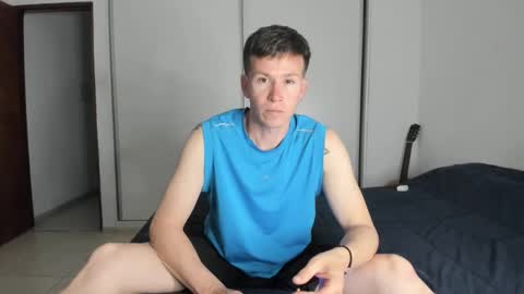 Snapshot of elnenedearg chatting on September 17, 2025, 12:12 am elnenedearg online show from September 17, 2025, 12:12 am