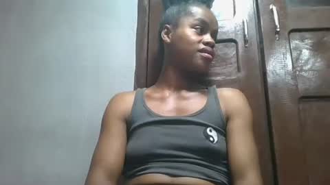 Snapshot of elodie228680 chatting on May 5, 2026, 4:31 am elodie228680 online show from May 5, 2026, 4:31 am