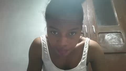 Snapshot of elodie228680 chatting on May 7, 2026, 3:56 am elodie228680 online show from May 7, 2026, 3:56 am