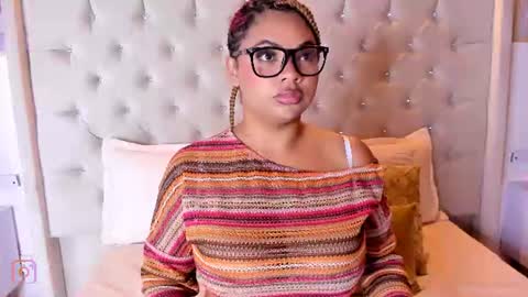 Snapshot of eloisa_cleavage_ chatting on July 13, 2026, 11:02 am Maya online show from July 13, 2026, 11:02 am