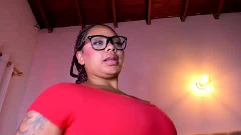 Snapshot of eloisa_cleavage_ chatting on July 28, 2026, 10:10 am Maya online show from July 28, 2026, 10:10 am