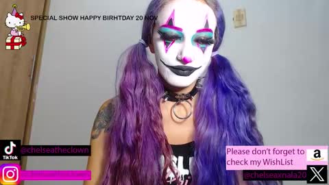 Snapshot of eloise_brown_ chatting on November 15, 2025, 10:37 pm Chelsea Please help me to reach 100 thumbs up online show from November 15, 2025, 10:37 pm