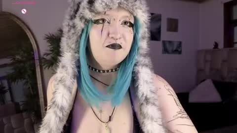 Snapshot of eloisee_ chatting on May 7, 2026, 8:36 pm Eloise . online show from May 7, 2026, 8:36 pm