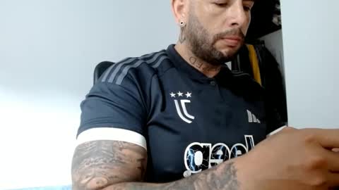 Snapshot of elosocazador chatting on January 22, 2025, 12:17 pm elosocazador online show from January 22, 2025, 12:17 pm