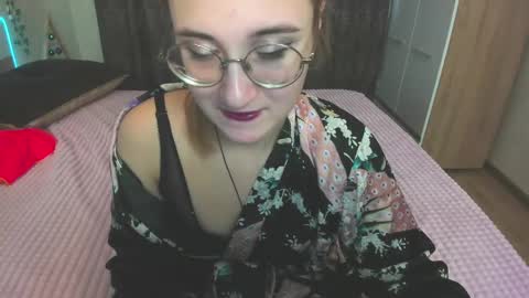 Snapshot of elsa_hot_here chatting on December 26, 2024, 5:58 am Elsa online show from December 26, 2024, 5:58 am