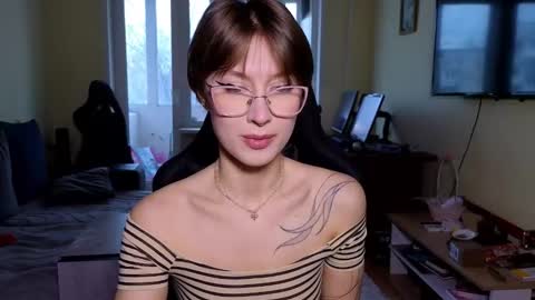 elsaangel online show from February 28, 2026, 2:01 am