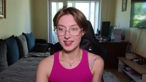 Snapshot of elsaangel chatting on June 18, 2026, 7:08 am elsaangel online show from June 18, 2026, 7:08 am