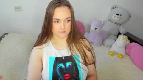 Elsa online show from September 21, 2025, 1:57 pm