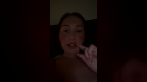 elsie787225 online show from May 3, 2026, 10:38 pm