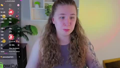 Elsie online show from April 25, 2026, 1:19 am
