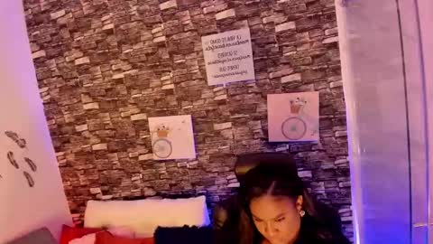 Snapshot of elsiemorrison chatting on September 9, 2025, 12:59 pm elsiemorrison online show from September 9, 2025, 12:59 pm