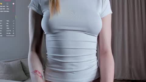 Snapshot of elswythbareford chatting on November 20, 2025, 1:33 pm Elizabeth online show from November 20, 2025, 1:33 pm