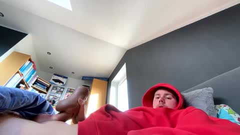eltat_75 online show from February 12, 2025, 8:16 am