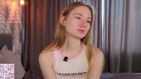 Snapshot of elvyrose chatting on June 6, 2026, 5:12 am Alex online show from June 6, 2026, 5:12 am