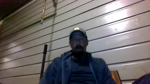 elwooood7 online show from November 9, 2025, 11:41 am