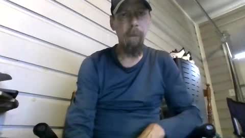 Snapshot of elwooood7 chatting on May 24, 2026, 1:05 pm elwooood7 online show from May 24, 2026, 1:05 pm