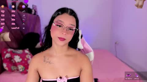 Snapshot of ely_w1 chatting on November 19, 2025, 12:38 pm ely_w1 online show from November 19, 2025, 12:38 pm