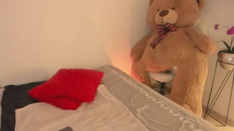 Ross online show from December 16, 2025, 12:37 am