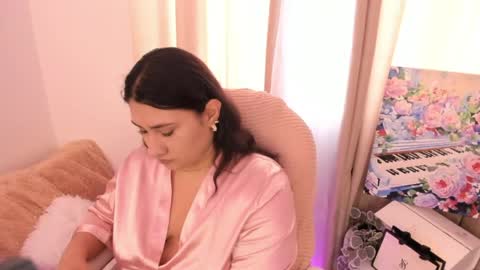 Snapshot of elyross_ chatting on June 6, 2026, 9:41 pm Ross online show from June 6, 2026, 9:41 pm