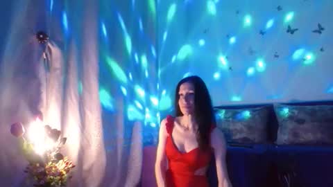 Elisa online show from April 28, 2026, 7:52 pm