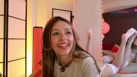 Snapshot of elysia_carter chatting on May 10, 2026, 9:20 pm Elysia online show from May 10, 2026, 9:20 pm
