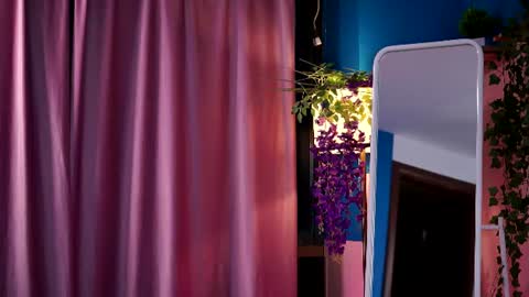 Elyssa online show from July 30, 2026, 7:24 pm