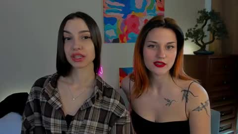 Snapshot of elza_rose chatting on April 20, 2026, 11:13 am elza_rose online show from April 20, 2026, 11:13 am