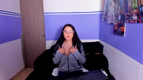 Estefany Martinez Acua INSTAGRAM ema 04oficial online show from June 22, 2026, 10:07 pm