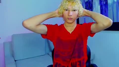 Snapshot of ema__gold1 chatting on April 11, 2026, 4:55 pm Ema Gold online show from April 11, 2026, 4:55 pm