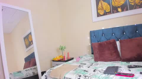 ema garcia  online show from January 5, 2025, 1:58 pm