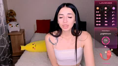 ema_grasie online show from December 8, 2024, 9:02 am