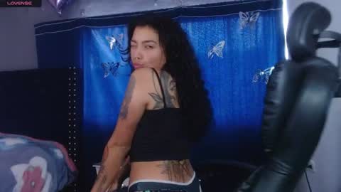 ema_ploxx online show from June 22, 2026, 6:27 pm