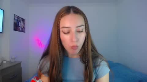 Snapshot of emaa_martins chatting on March 10, 2025, 11:16 pm Emaa online show from March 10, 2025, 11:16 pm