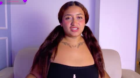 Snapshot of emagreen_ chatting on December 13, 2025, 8:04 pm Emma online show from December 13, 2025, 8:04 pm