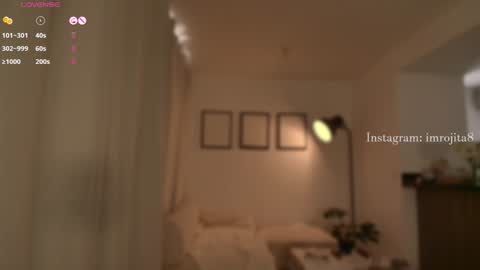 Snapshot of emam_taylor_ chatting on January 14, 2025, 4:18 pm IG imrojita8 online show from January 14, 2025, 4:18 pm