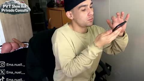 emanuell___ online show from July 22, 2026, 9:39 pm