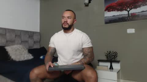 emanuelspencer online show from June 20, 2026, 4:04 am