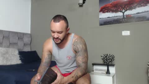 Snapshot of emanuelspencer chatting on July 13, 2026, 3:53 am emanuelspencer online show from July 13, 2026, 3:53 am