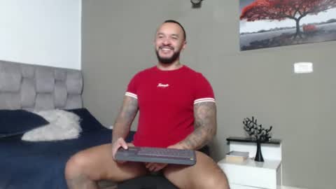 Snapshot of emanuelspencer chatting on July 22, 2026, 6:54 pm emanuelspencer online show from July 22, 2026, 6:54 pm