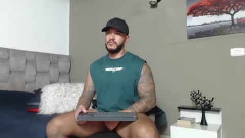 Snapshot of emanuelspencer chatting on July 24, 2026, 6:44 am emanuelspencer online show from July 24, 2026, 6:44 am
