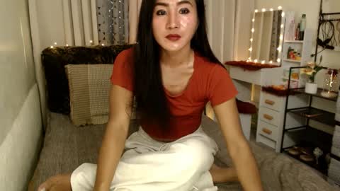 Snapshot of emarie91 chatting on February 26, 2025, 6:26 am Trans cummer online show from February 26, 2025, 6:26 am