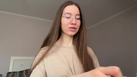 Alina online show from April 24, 2026, 2:08 pm