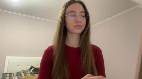 Alina online show from May 2, 2026, 6:35 pm