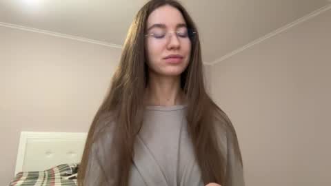 Alina online show from June 6, 2026, 5:28 pm