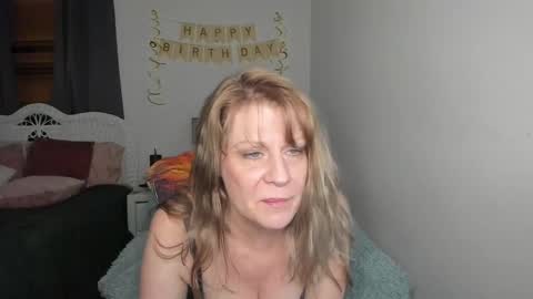 Ember Pheonixxx online show from February 25, 2025, 6:36 am