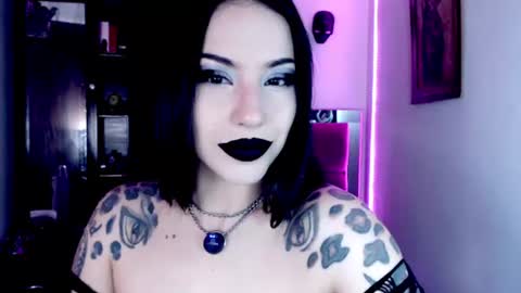 Emerald Black online show from June 24, 2026, 4:44 am